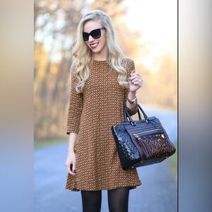 🌺 6 H&M Black & Mustard Geometric Print 3/4 Sleeve Dress – Size 4